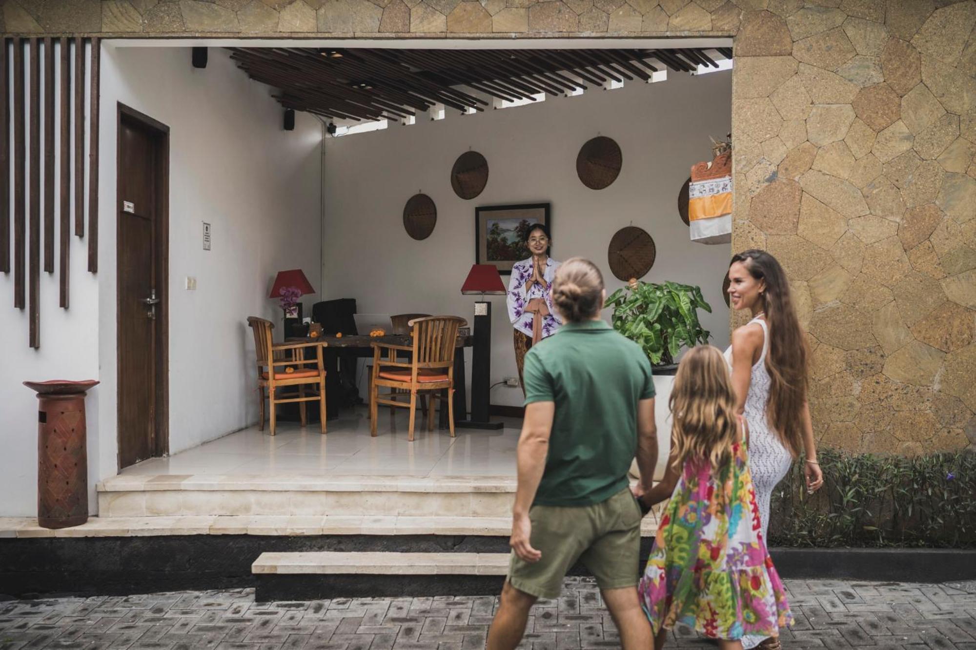 Canggu Circle Villa By Ini Vie Hospitality Esterno foto