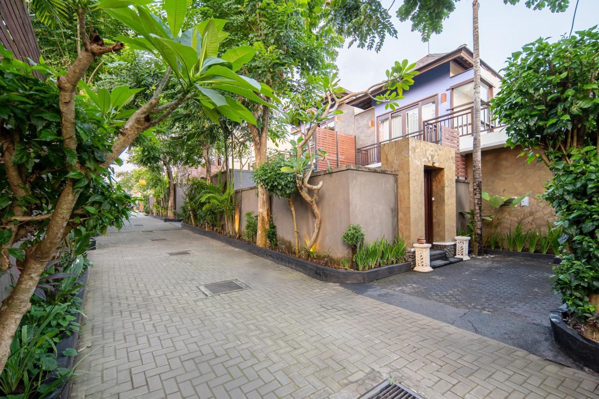 Canggu Circle Villa By Ini Vie Hospitality Esterno foto