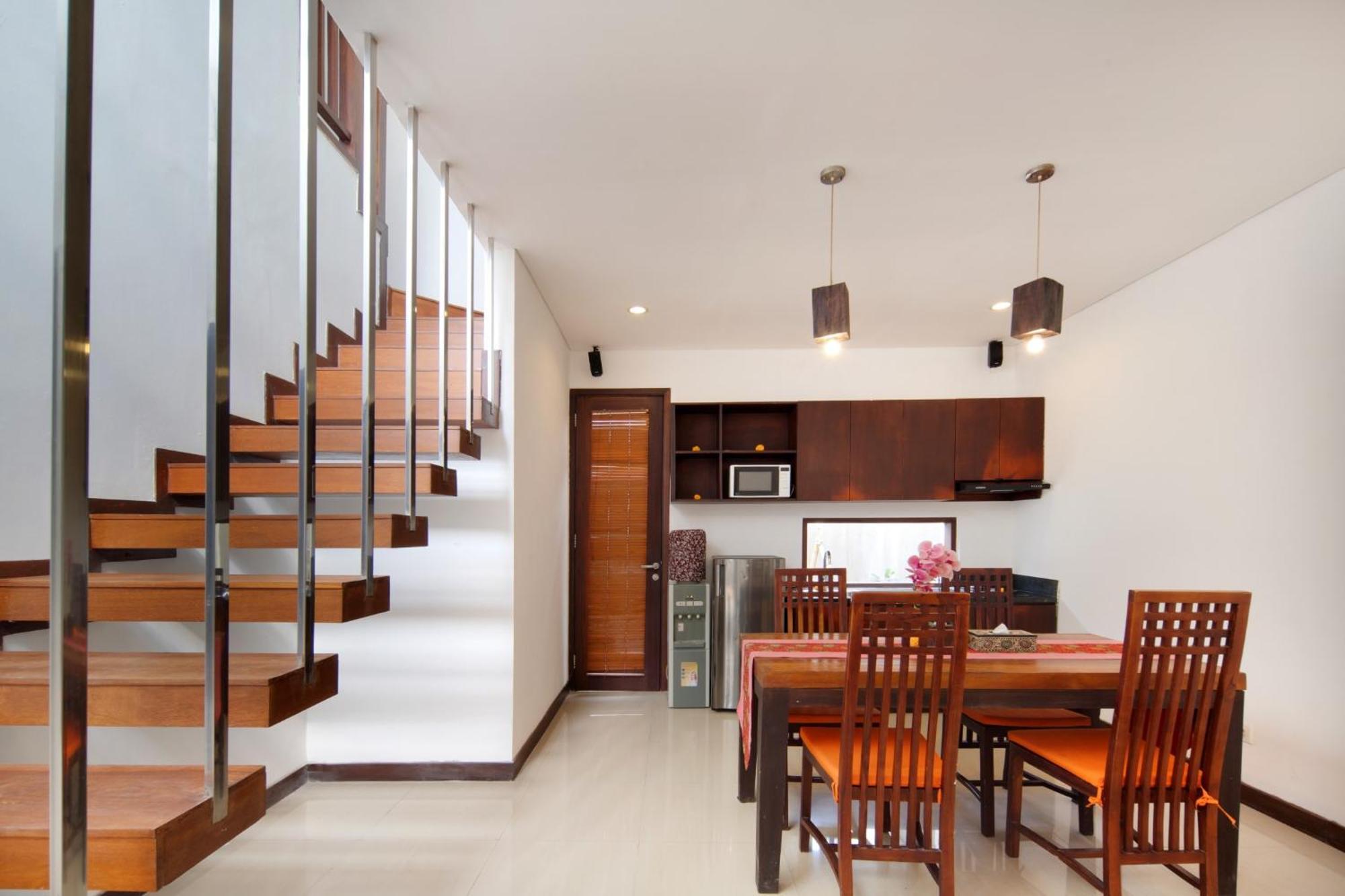 Canggu Circle Villa By Ini Vie Hospitality Esterno foto