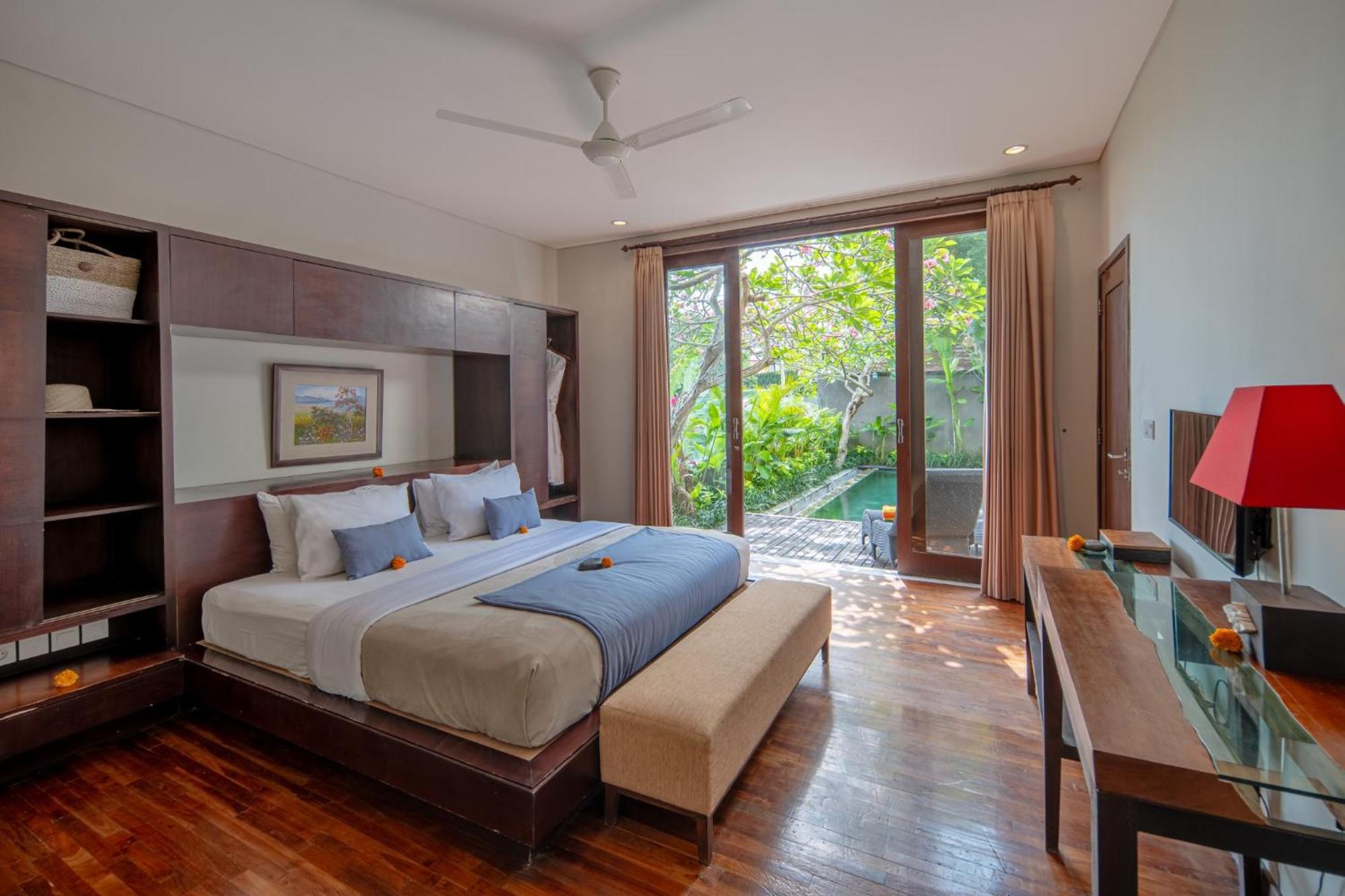 Canggu Circle Villa By Ini Vie Hospitality Esterno foto