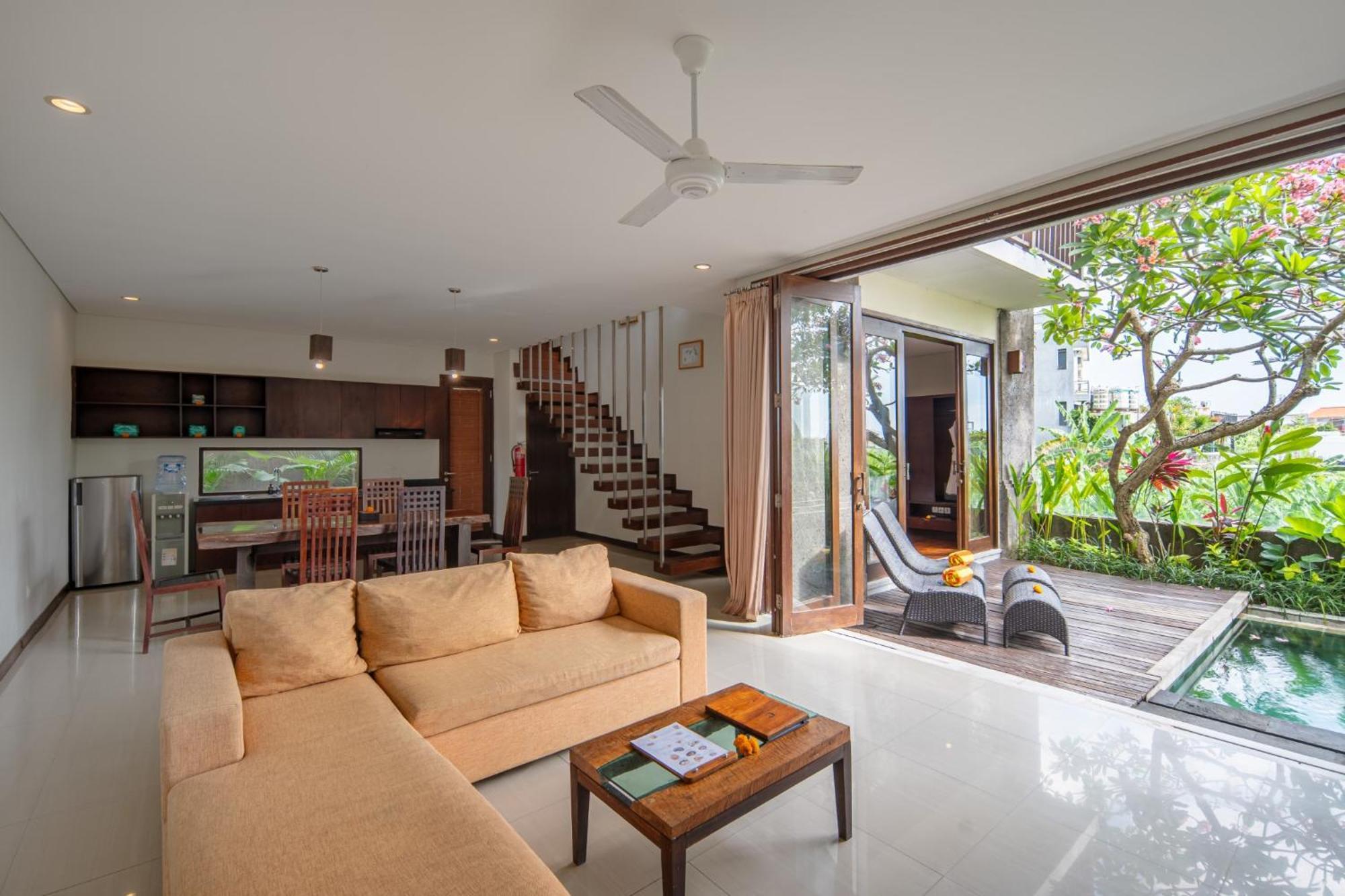 Canggu Circle Villa By Ini Vie Hospitality Esterno foto
