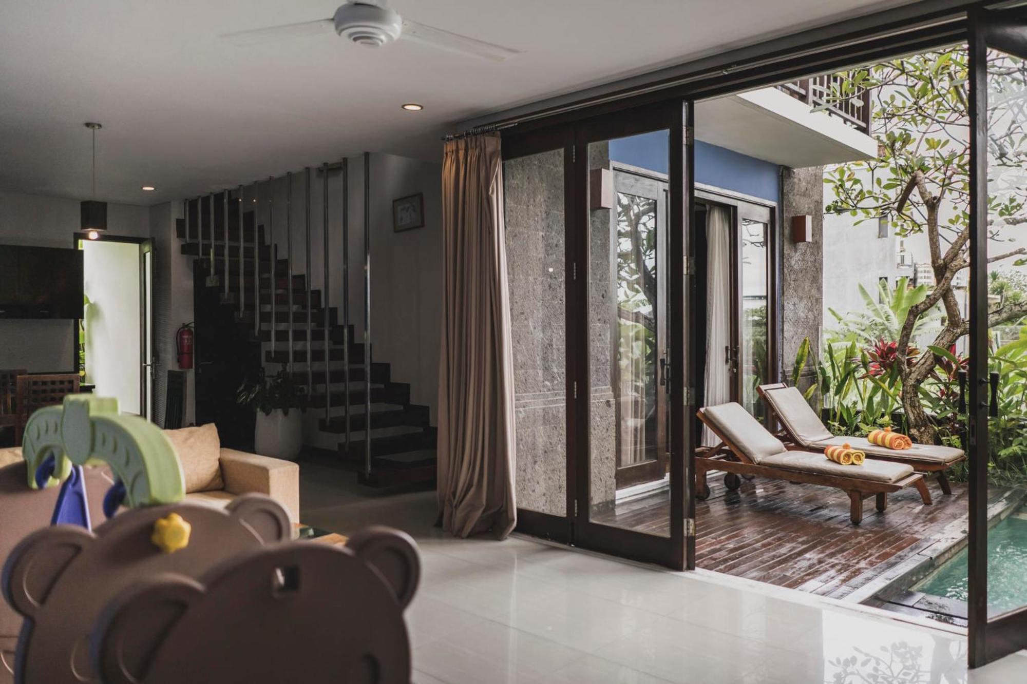 Canggu Circle Villa By Ini Vie Hospitality Esterno foto