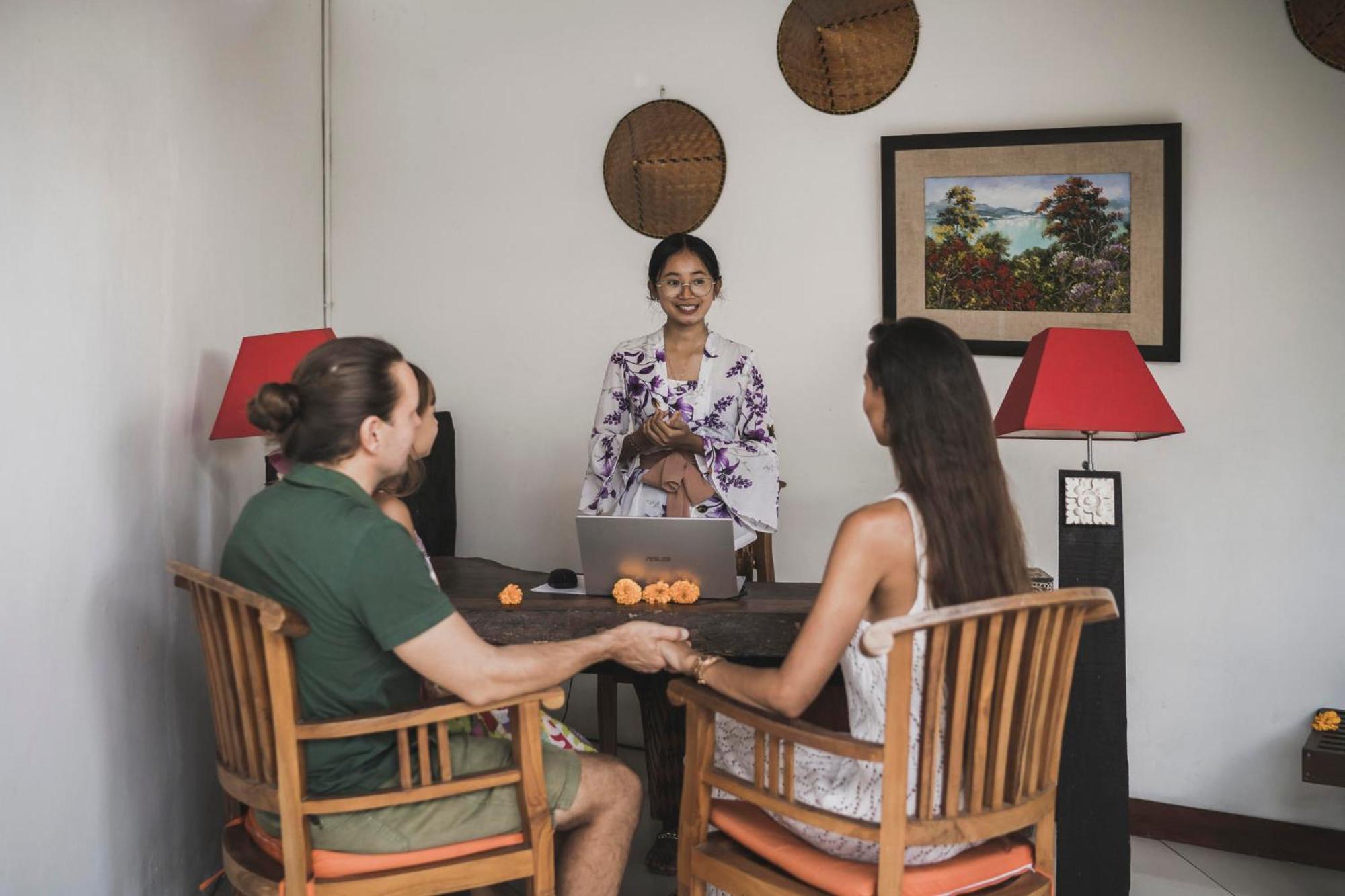 Canggu Circle Villa By Ini Vie Hospitality Esterno foto