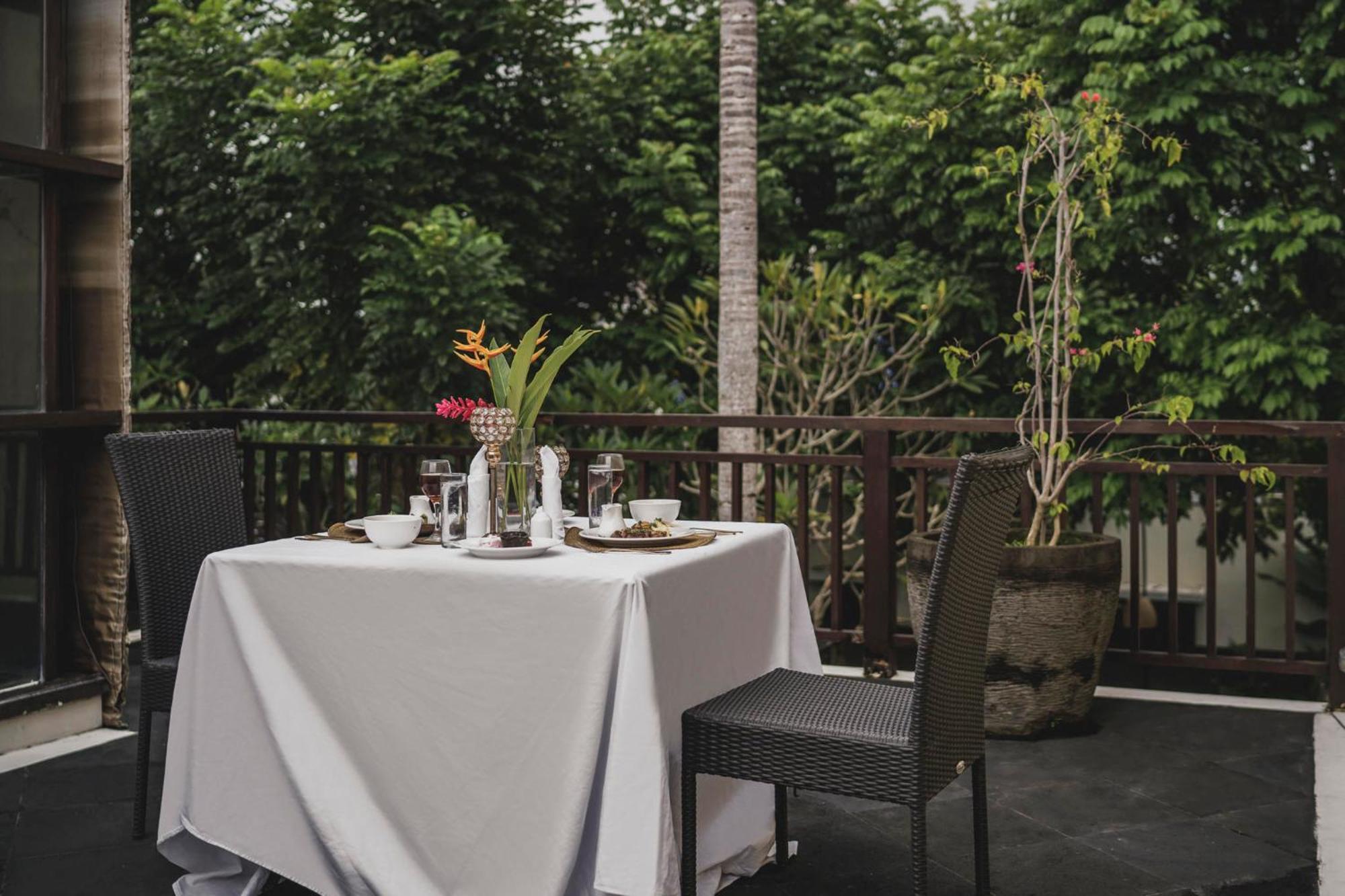 Canggu Circle Villa By Ini Vie Hospitality Esterno foto
