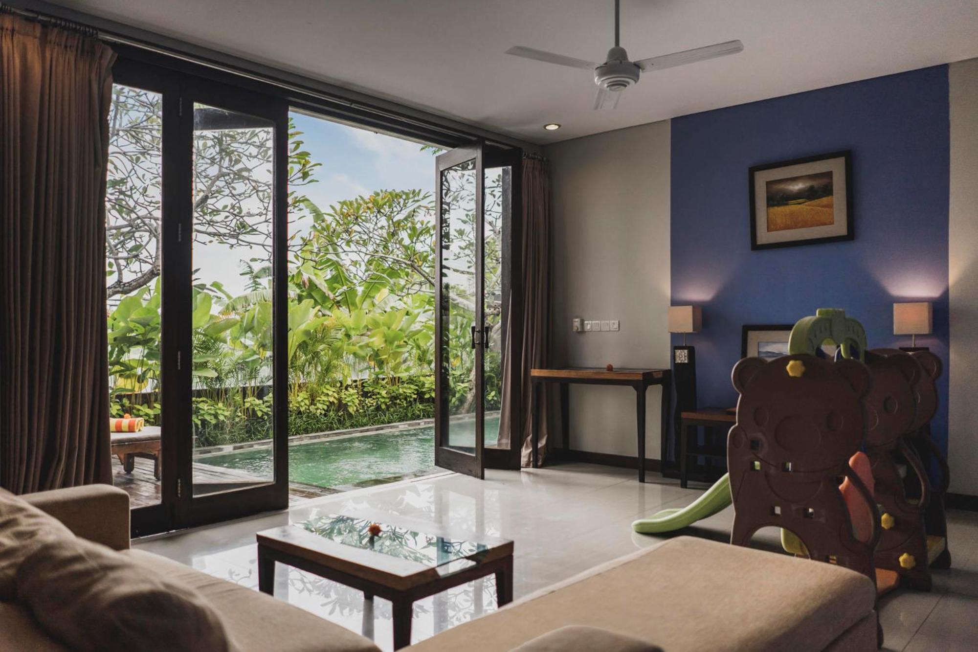 Canggu Circle Villa By Ini Vie Hospitality Esterno foto
