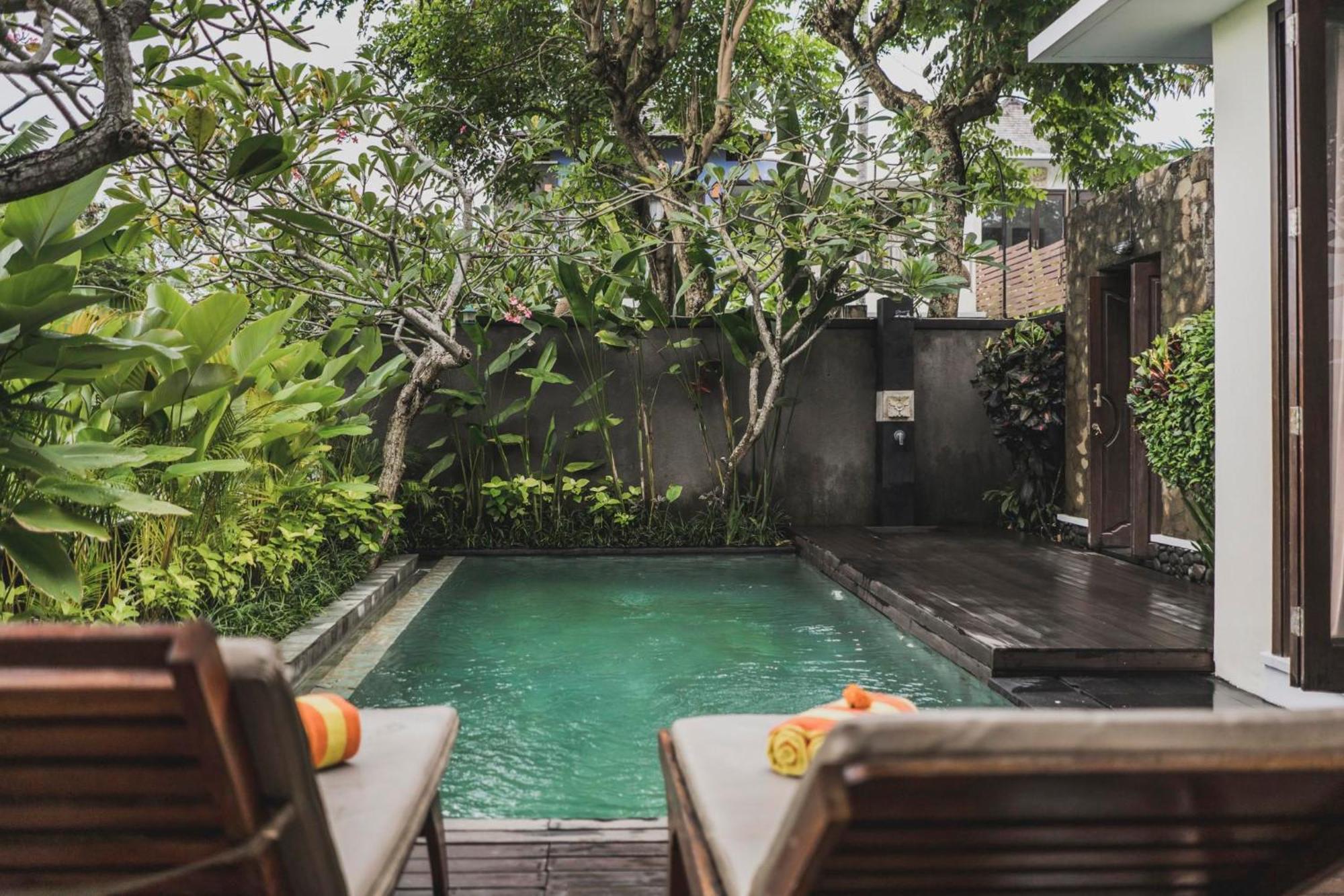 Canggu Circle Villa By Ini Vie Hospitality Esterno foto